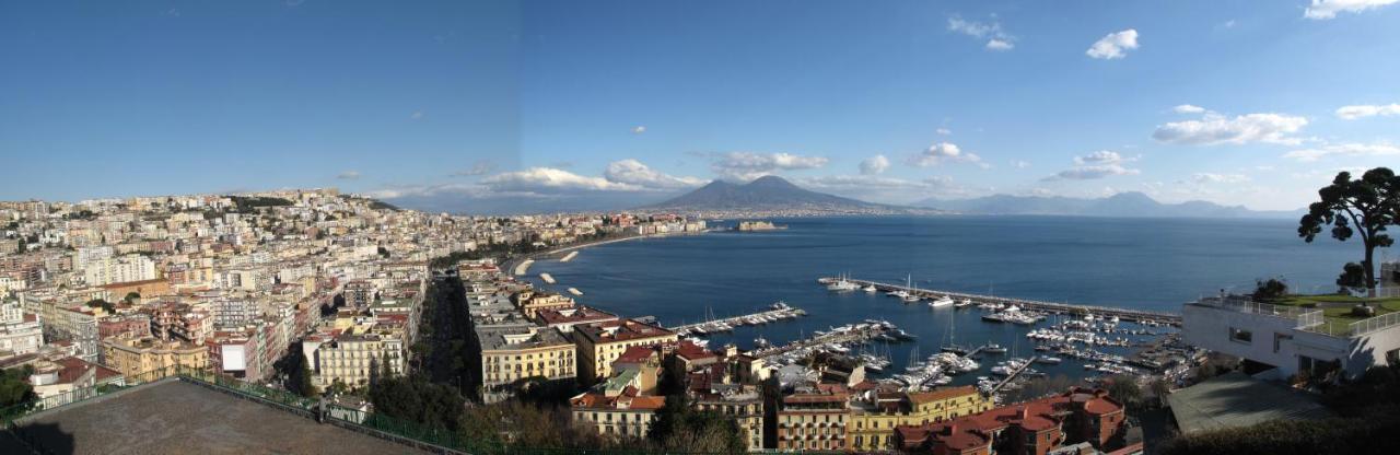 Monocamera Con Terrazzogiardino -Studette -Zona Panoramica Posillipo Napoli Eksteriør bilde